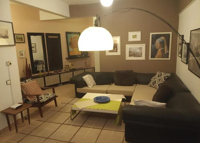 شقة Spacious Cosy *